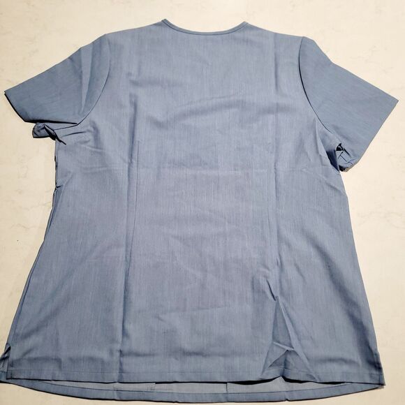 NWT FIGS Womens Casma Three Pocket Scrub Top Light Blue Size XL - Picture 2 of 10